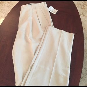 Men's Jhane  Barnes dress pants. SZ 36 NWT